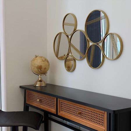 לונדון Fully Serviced Two Bed Apartment By Excel & O2 מראה חיצוני תמונה