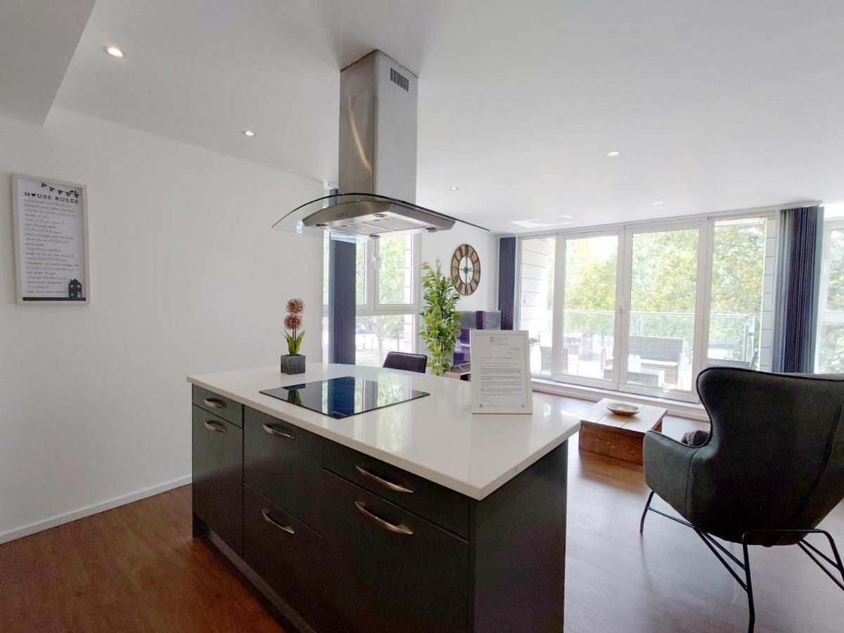 לונדון Fully Serviced Two Bed Apartment By Excel & O2 מראה חיצוני תמונה