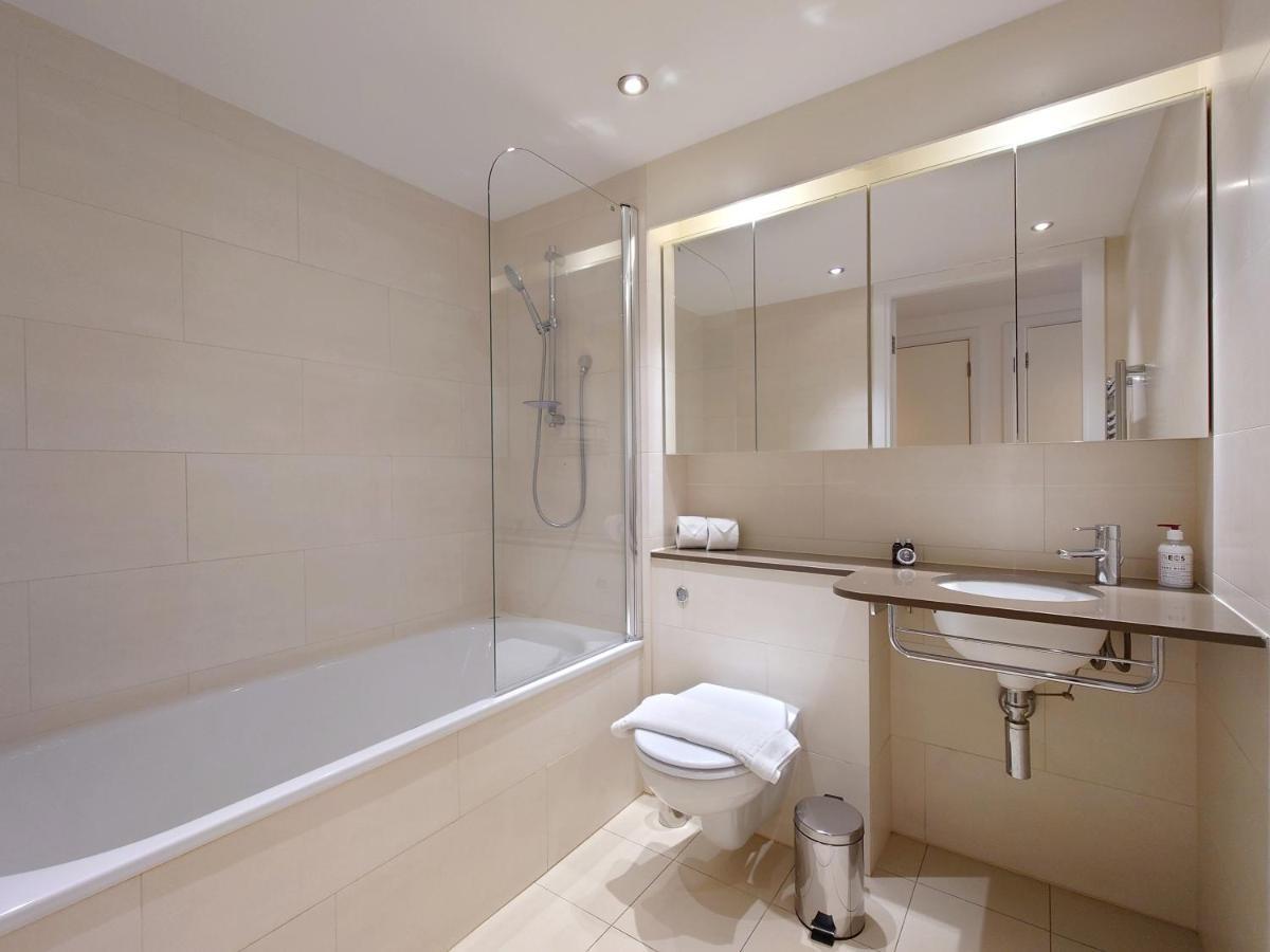 לונדון Fully Serviced Two Bed Apartment By Excel & O2 מראה חיצוני תמונה
