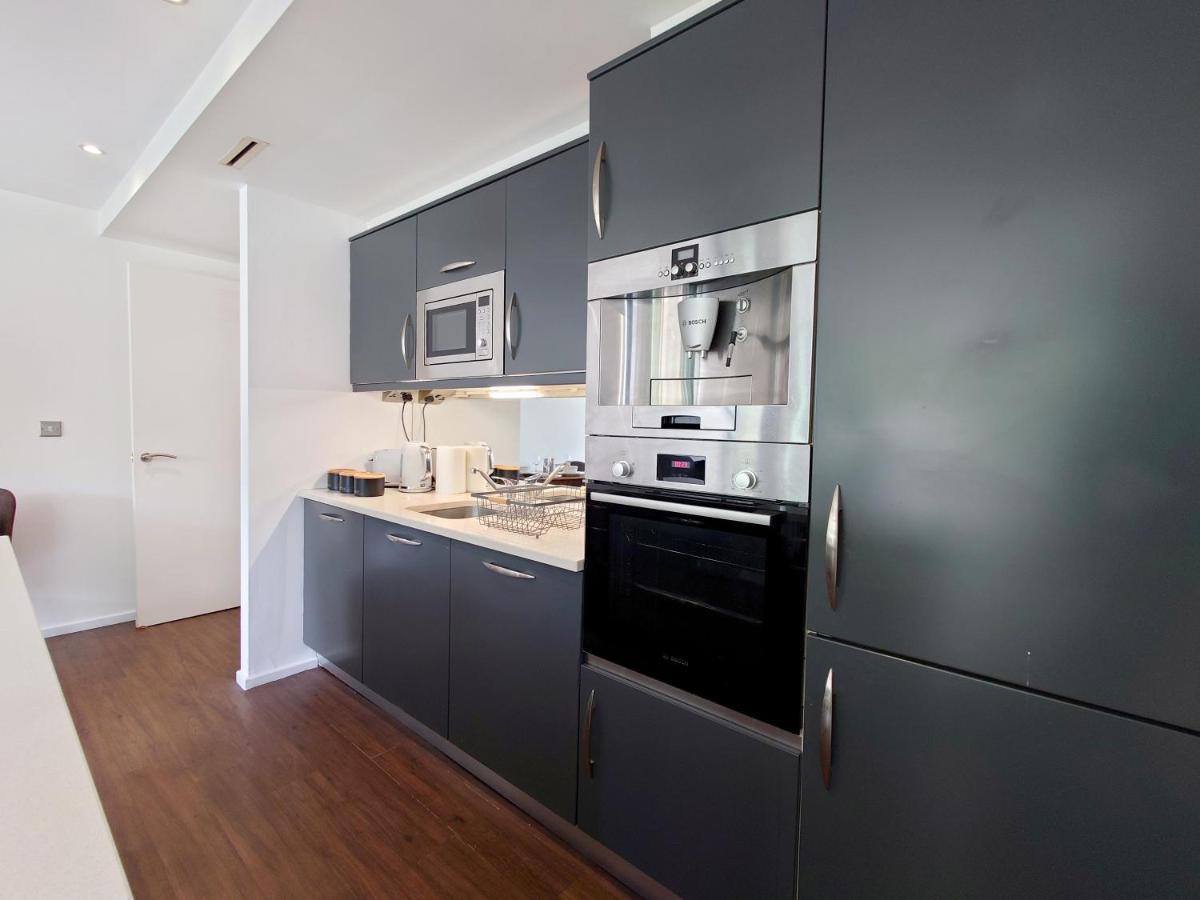לונדון Fully Serviced Two Bed Apartment By Excel & O2 מראה חיצוני תמונה